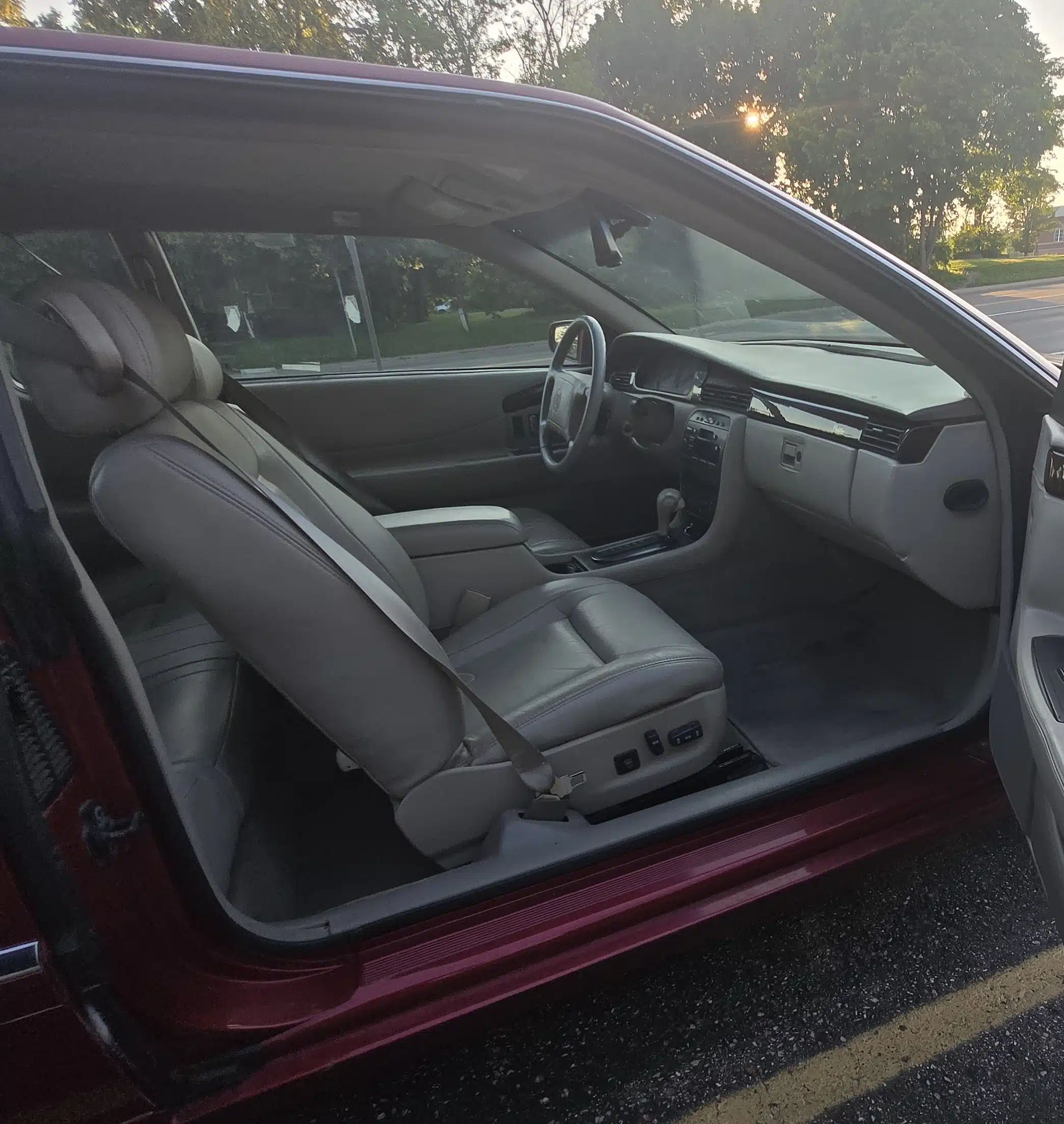 
								2001 Cadillac Eldorado ESC – 2-Door Coupe FWD full									