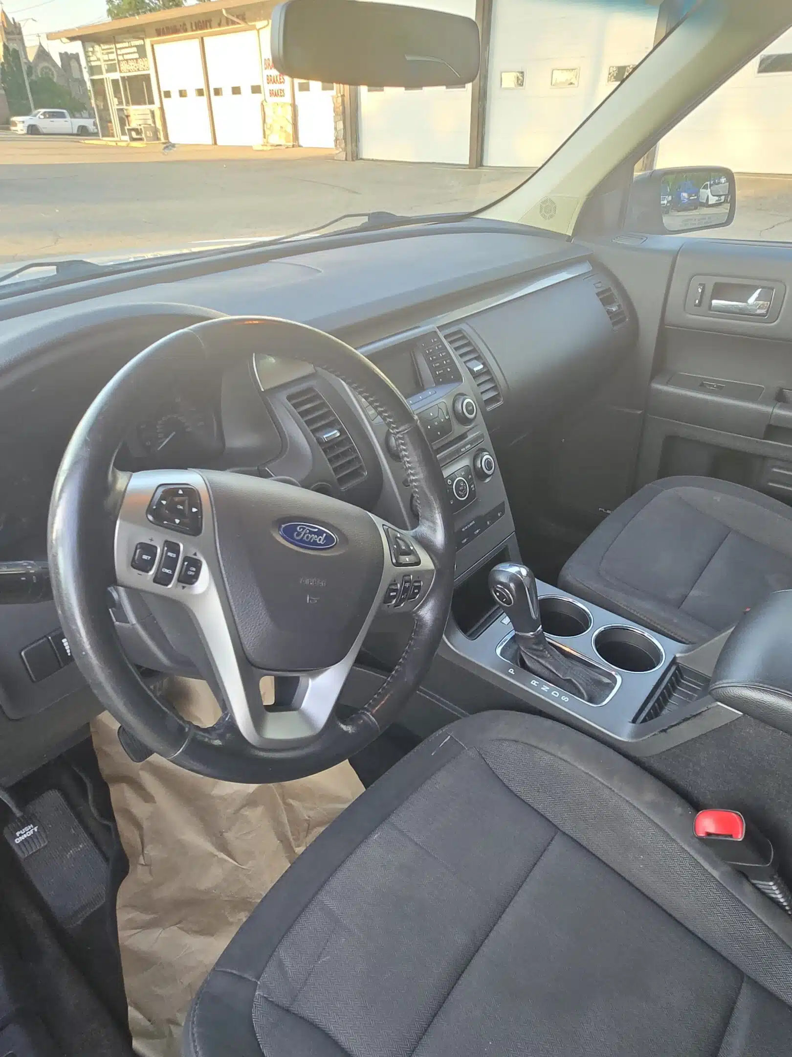 
								2013 Ford Flex SE full									