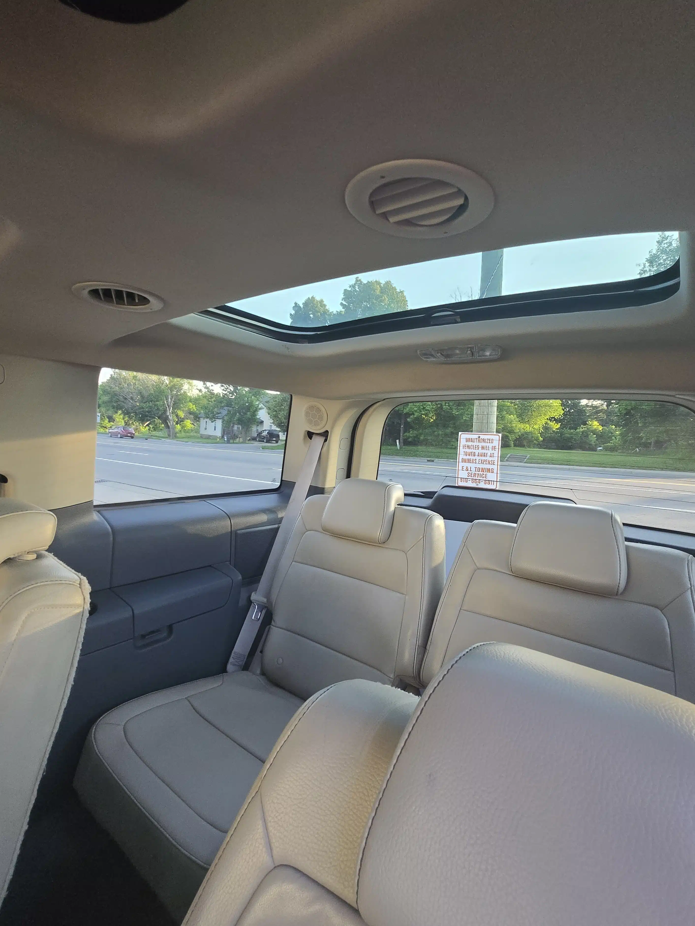 
								2009 Ford Flex SEL AWD full									