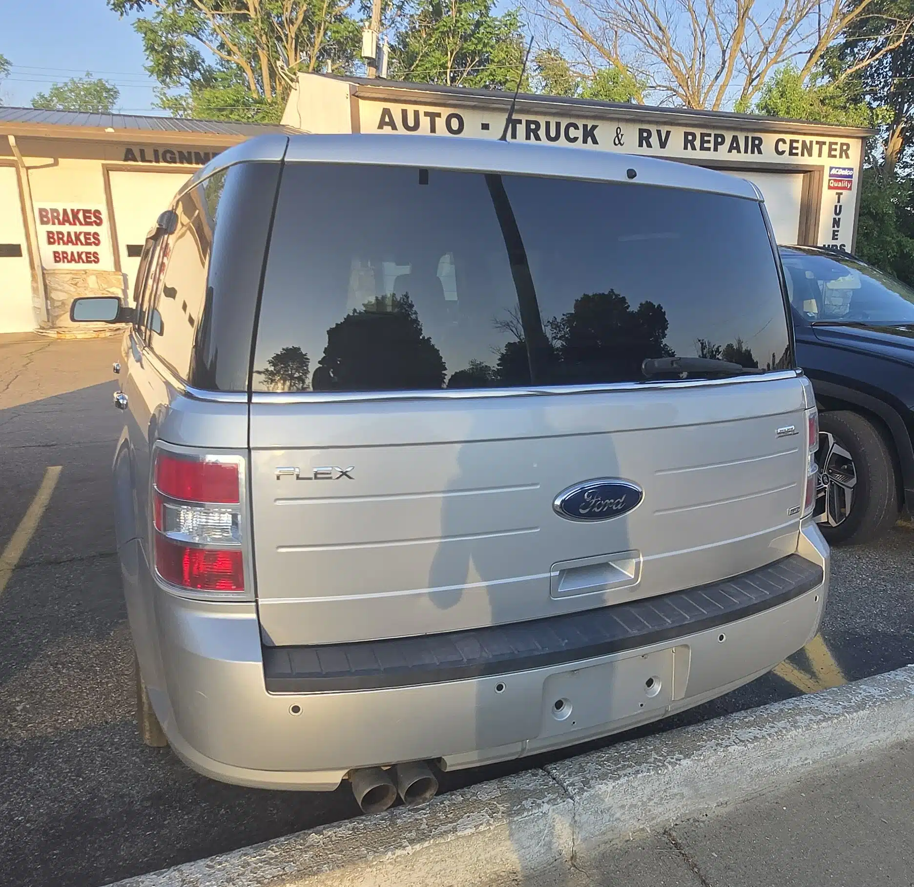 
								2009 Ford Flex SEL AWD full									